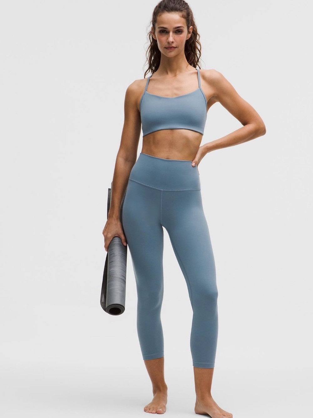 Lululemon Align high rise crop 23 - like new- size 6